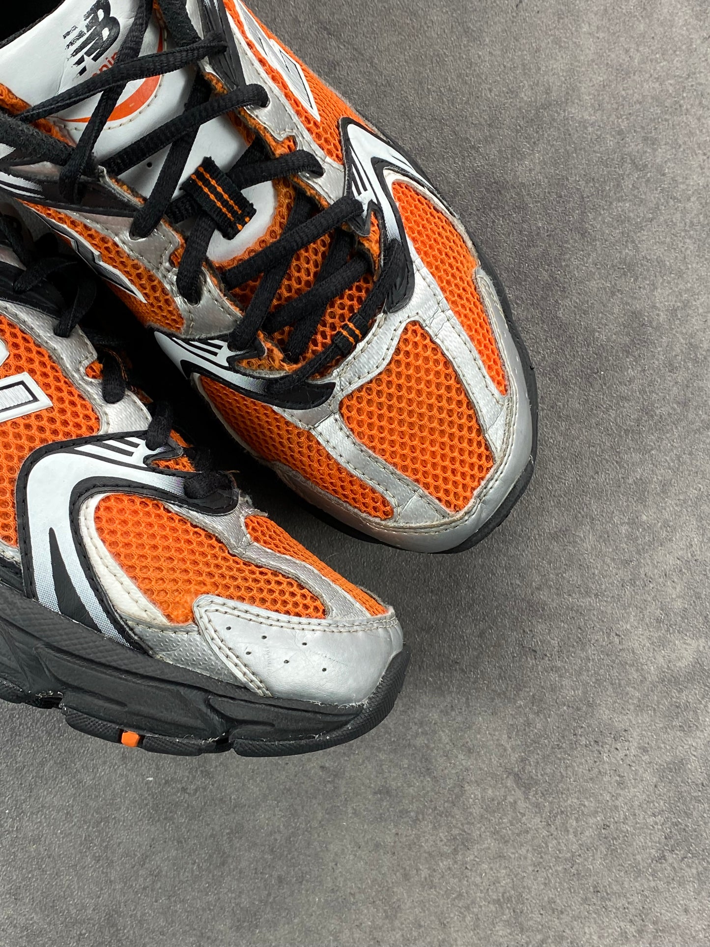 New Balance 530 Black Orange