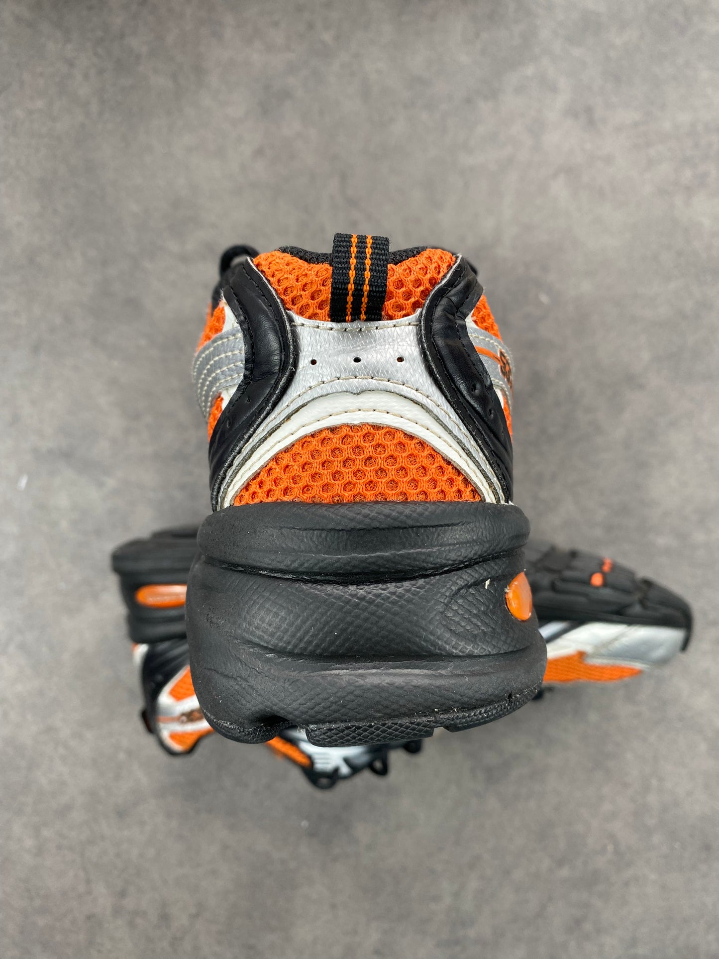 New Balance 530 Black Orange