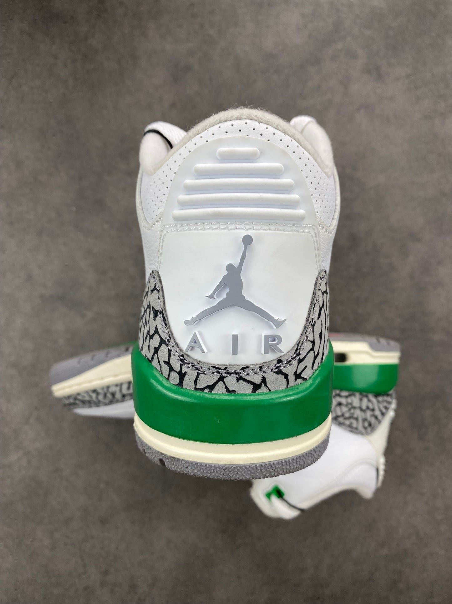 Jordan 3 Retro Lucky Green