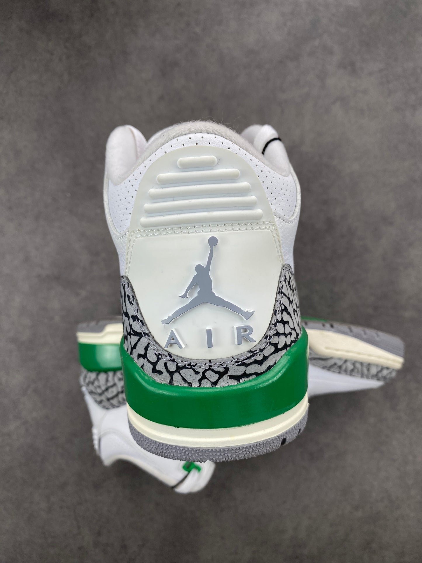 Jordan 3 Retro Lucky Green