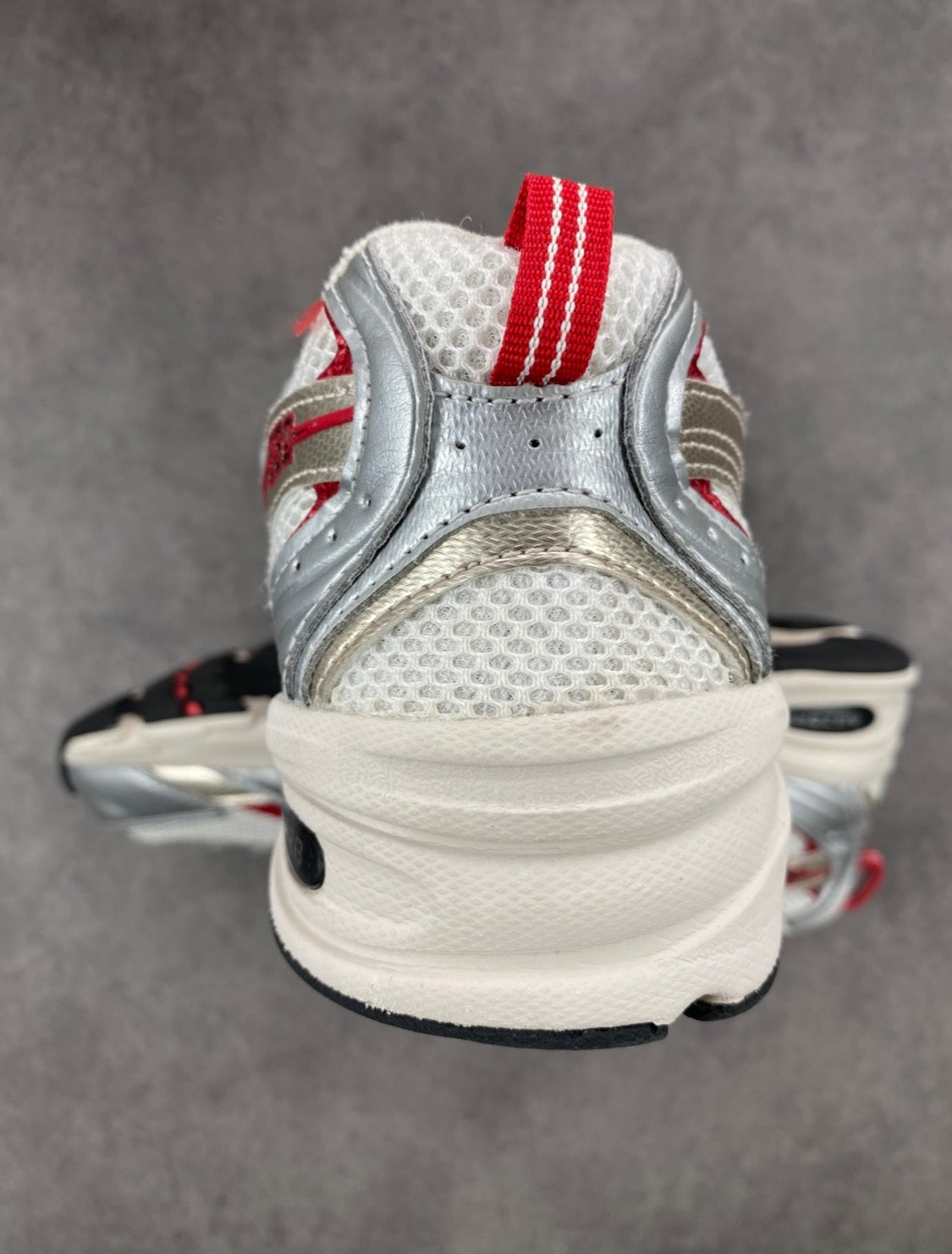 New Balance 530 White Grey Red