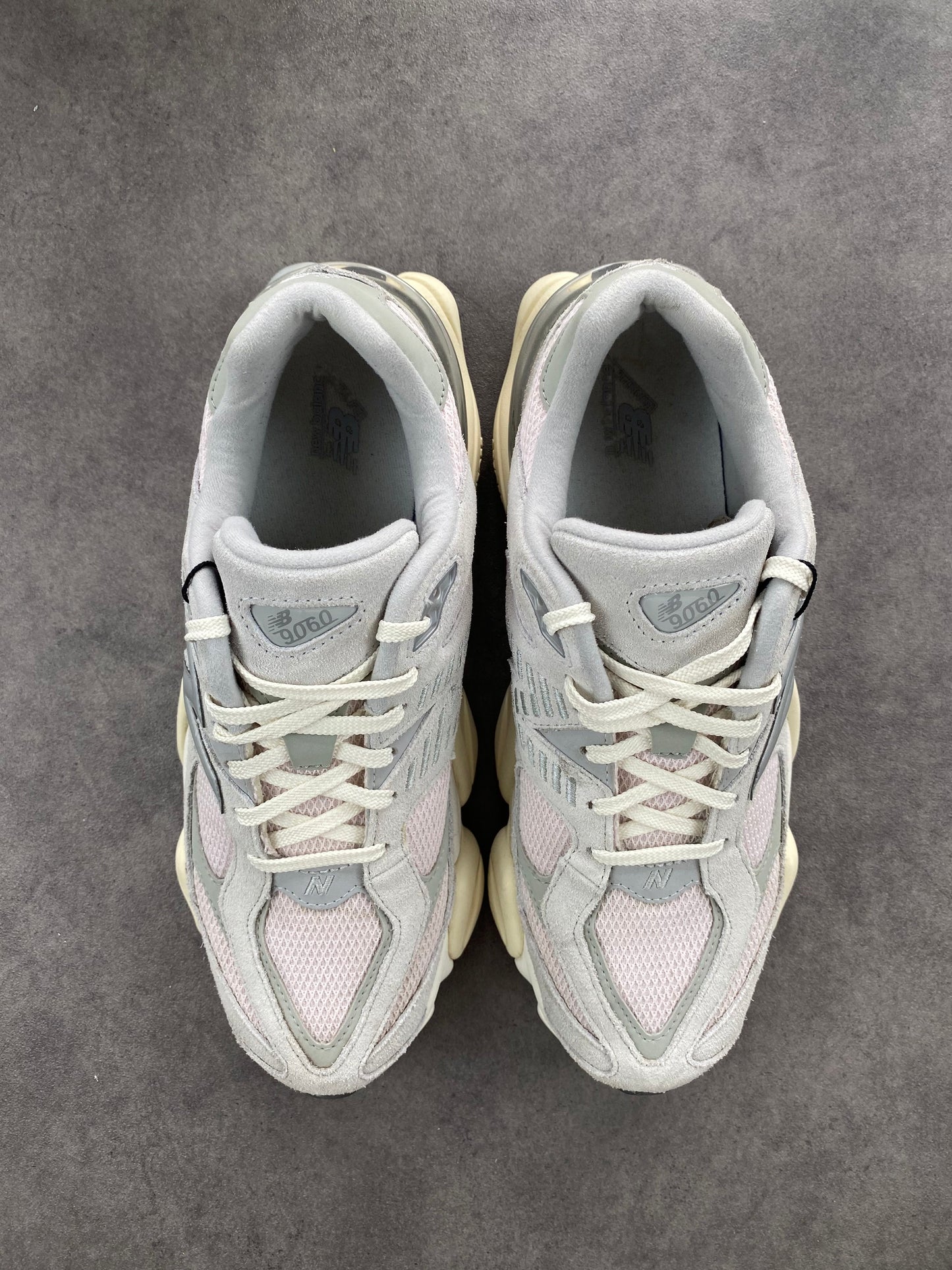 New Balance 9060 Granite Pink