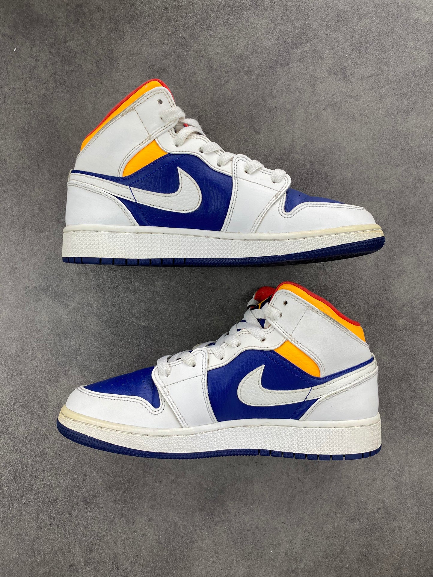 Jordan 1 MidWhite Laser Orange Deep Royal Blue (GS)