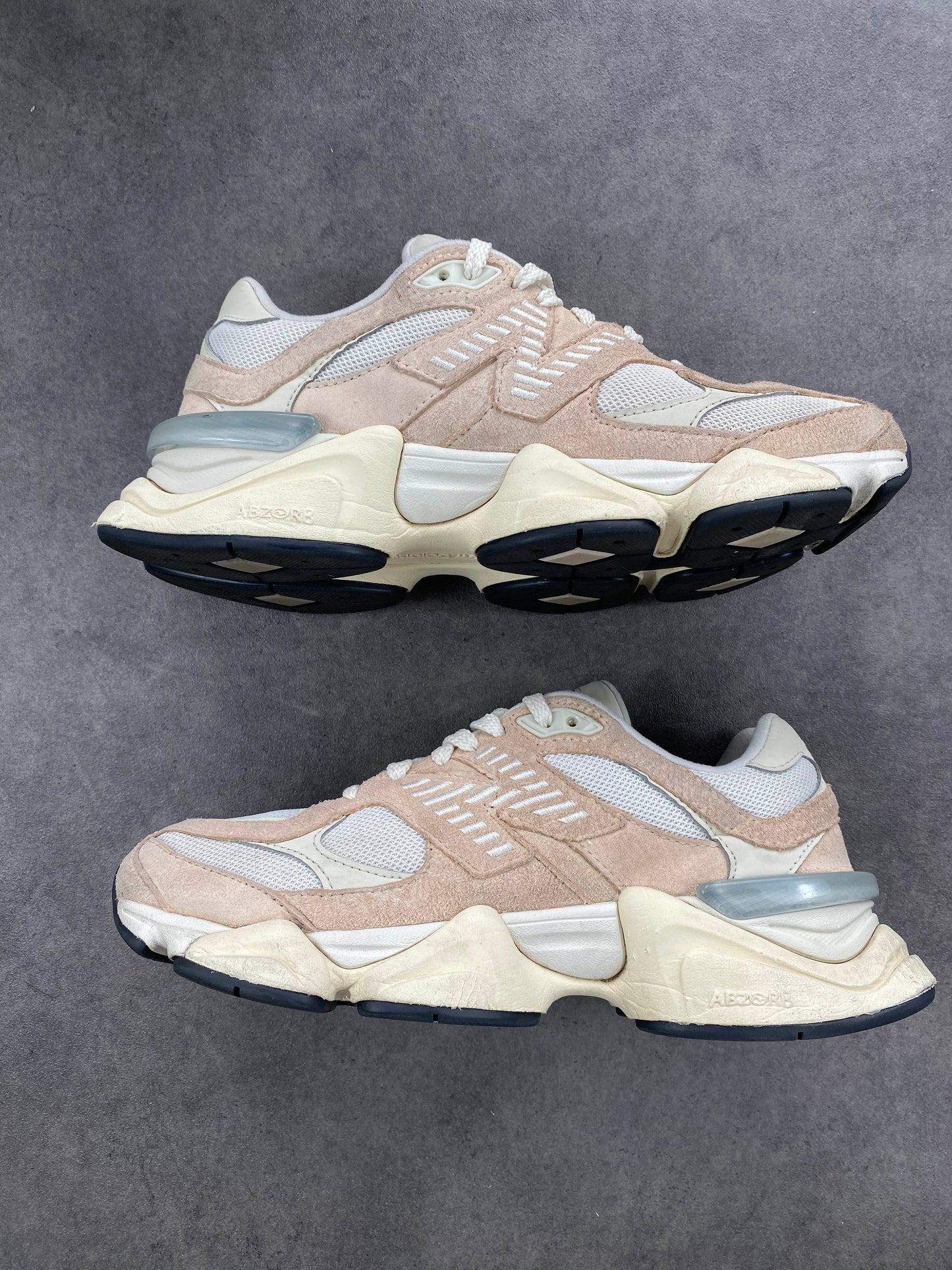 New Balance 9060 Vintage Rose