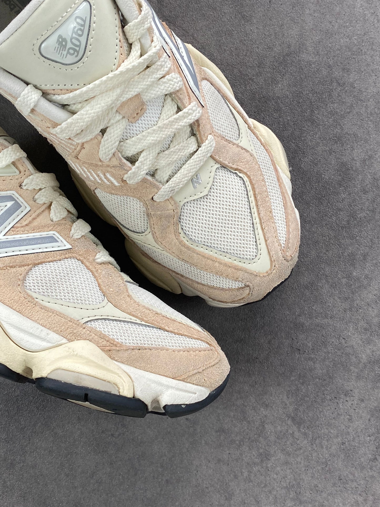 New Balance 9060 Vintage Rose