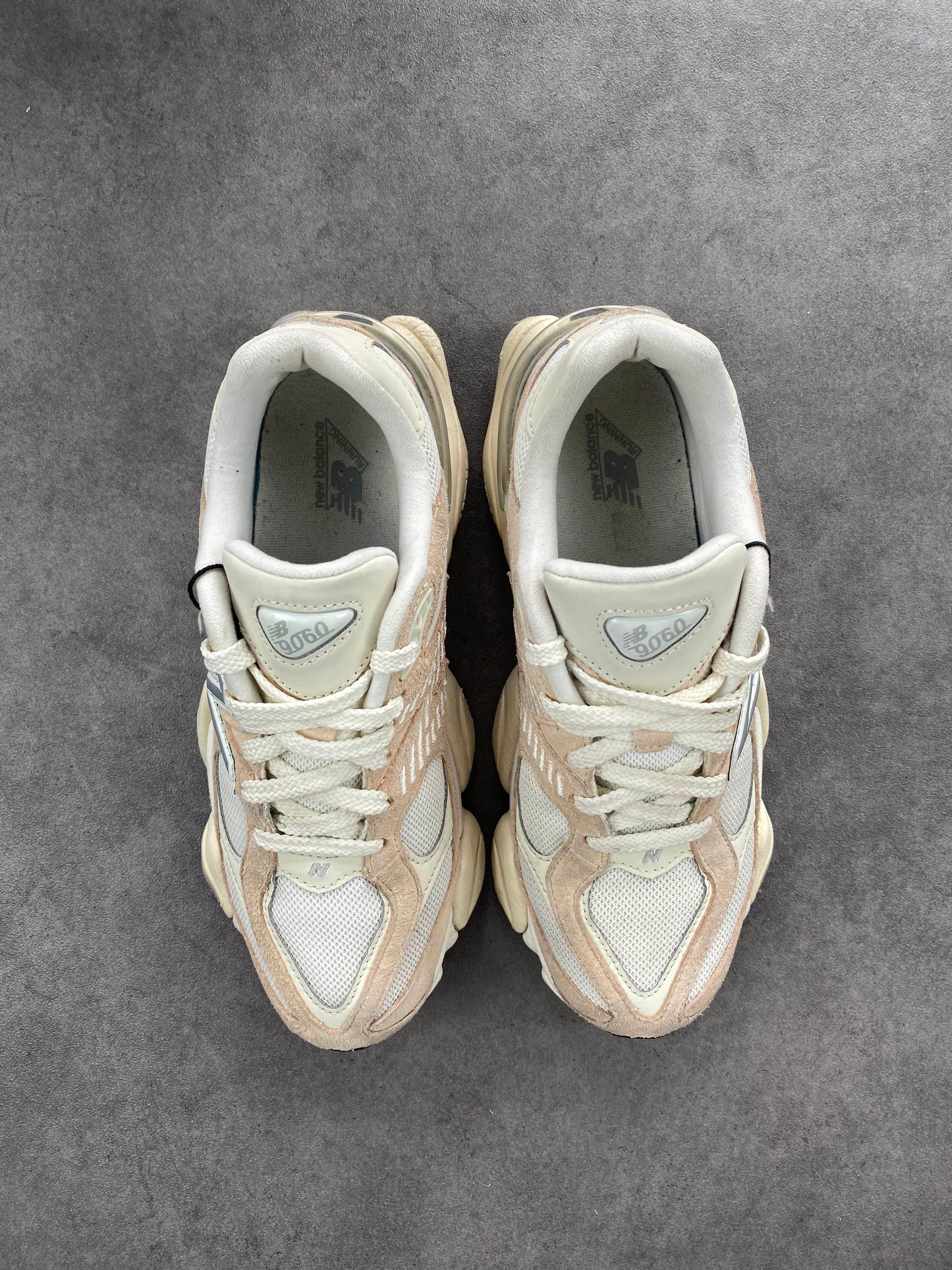 New Balance 9060 Vintage Rose