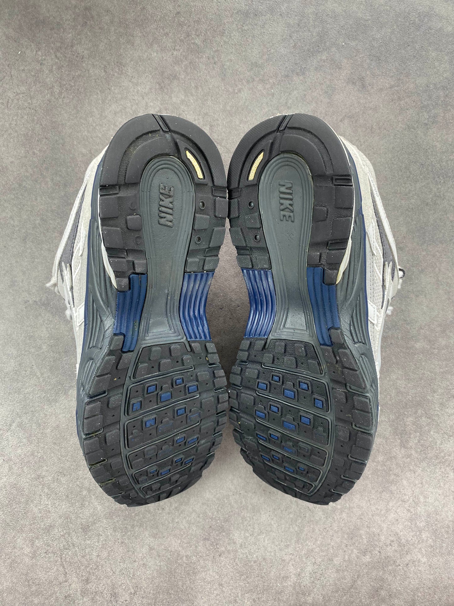 Nike P-6000 Photon Dust Anthracite