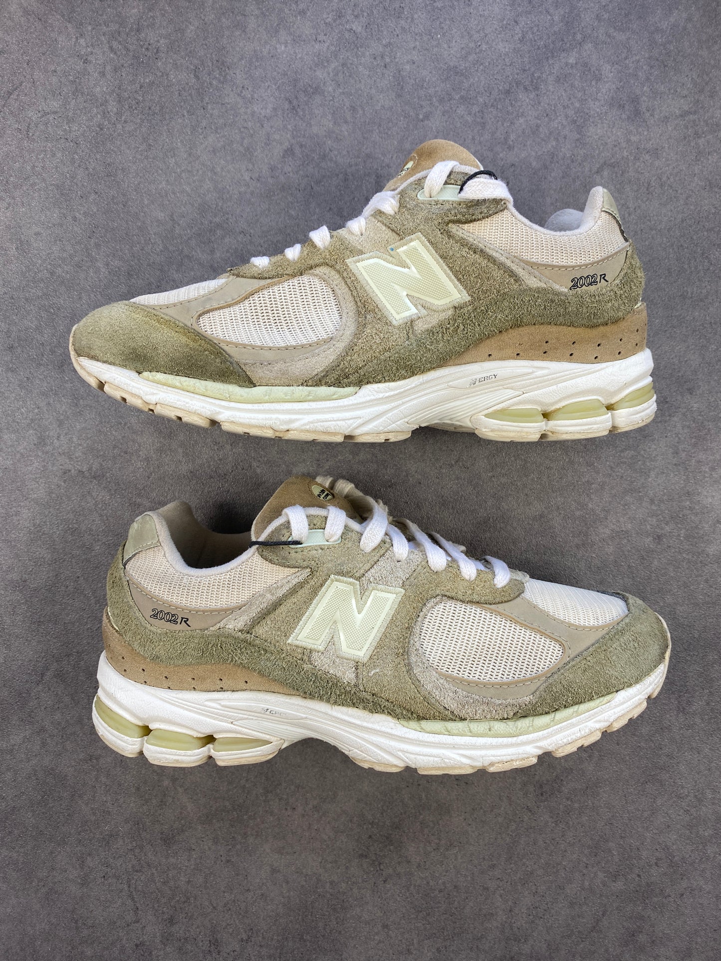 New Balance 2002R Dark Olivine Olivine & Slate Grey