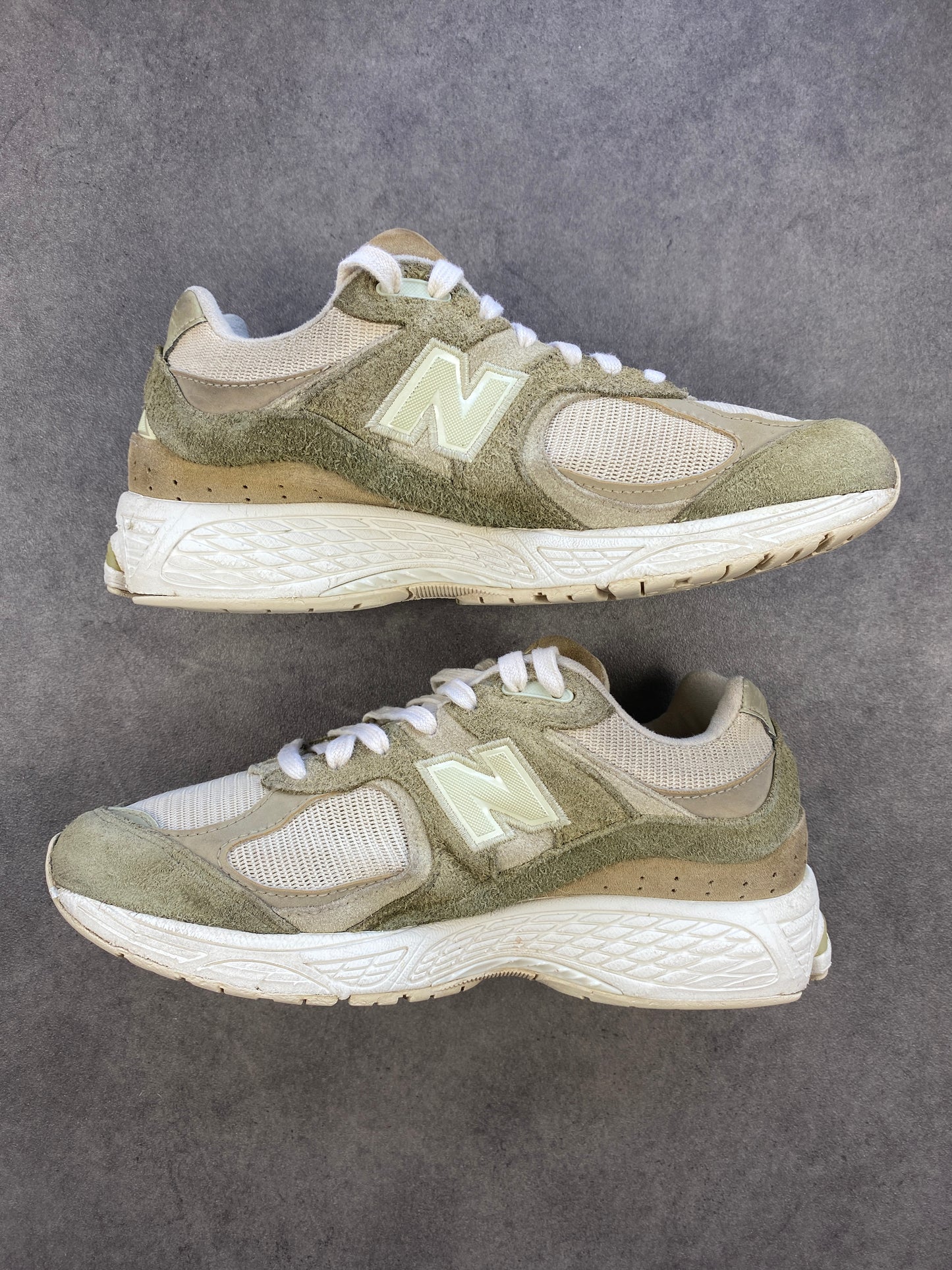 New Balance 2002R Dark Olivine Olivine & Slate Grey