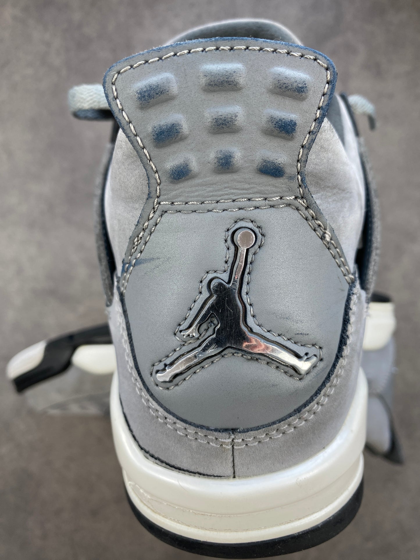 Jordan 4 Retro Cool Grey