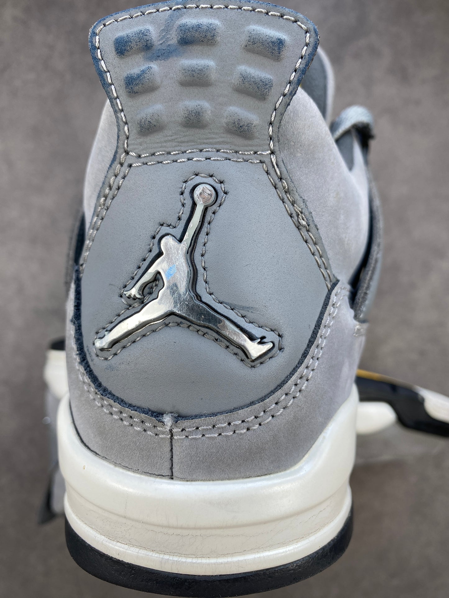Jordan 4 Retro Cool Grey