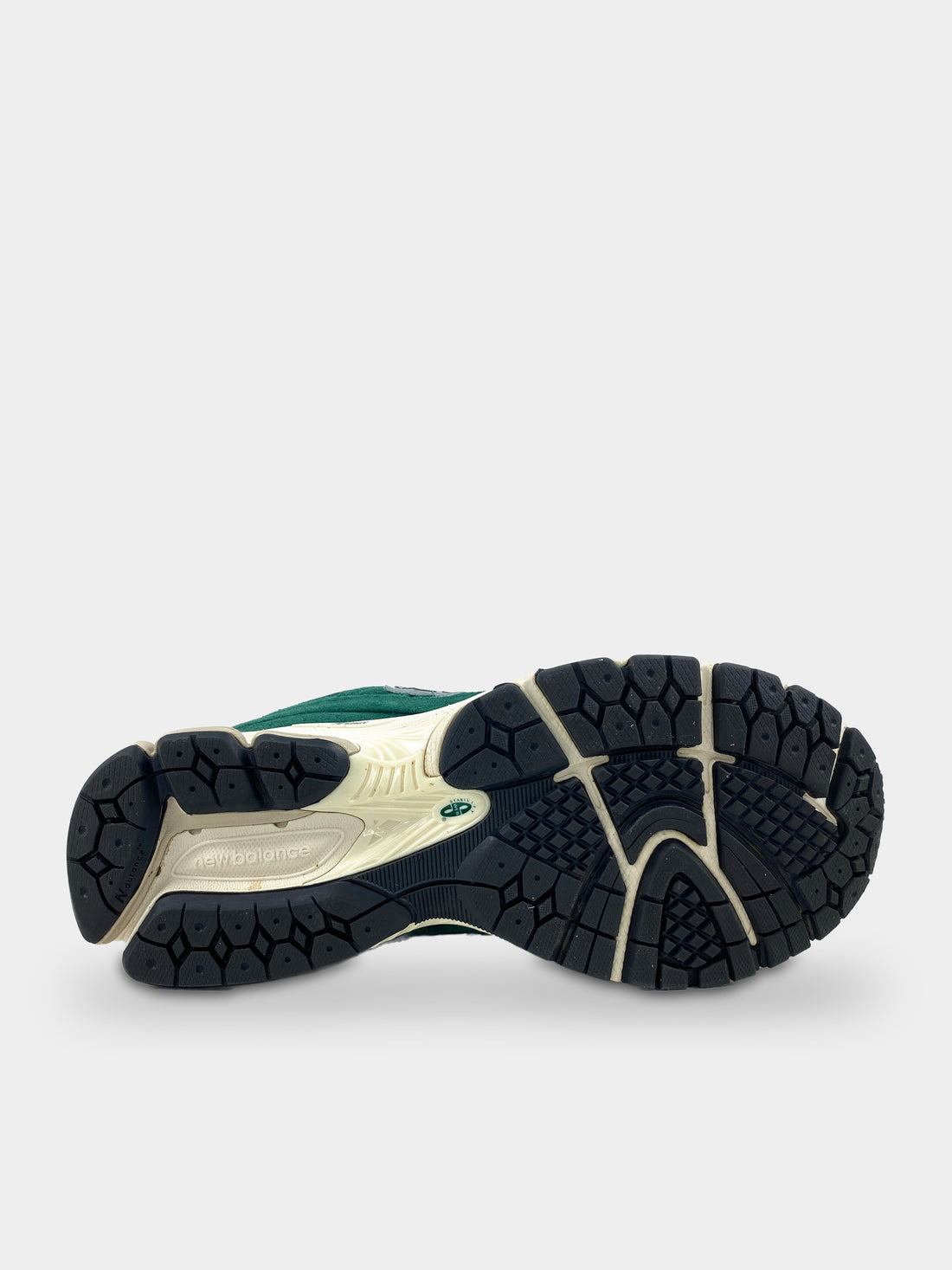 New Balance 2002R Nightwatch Green