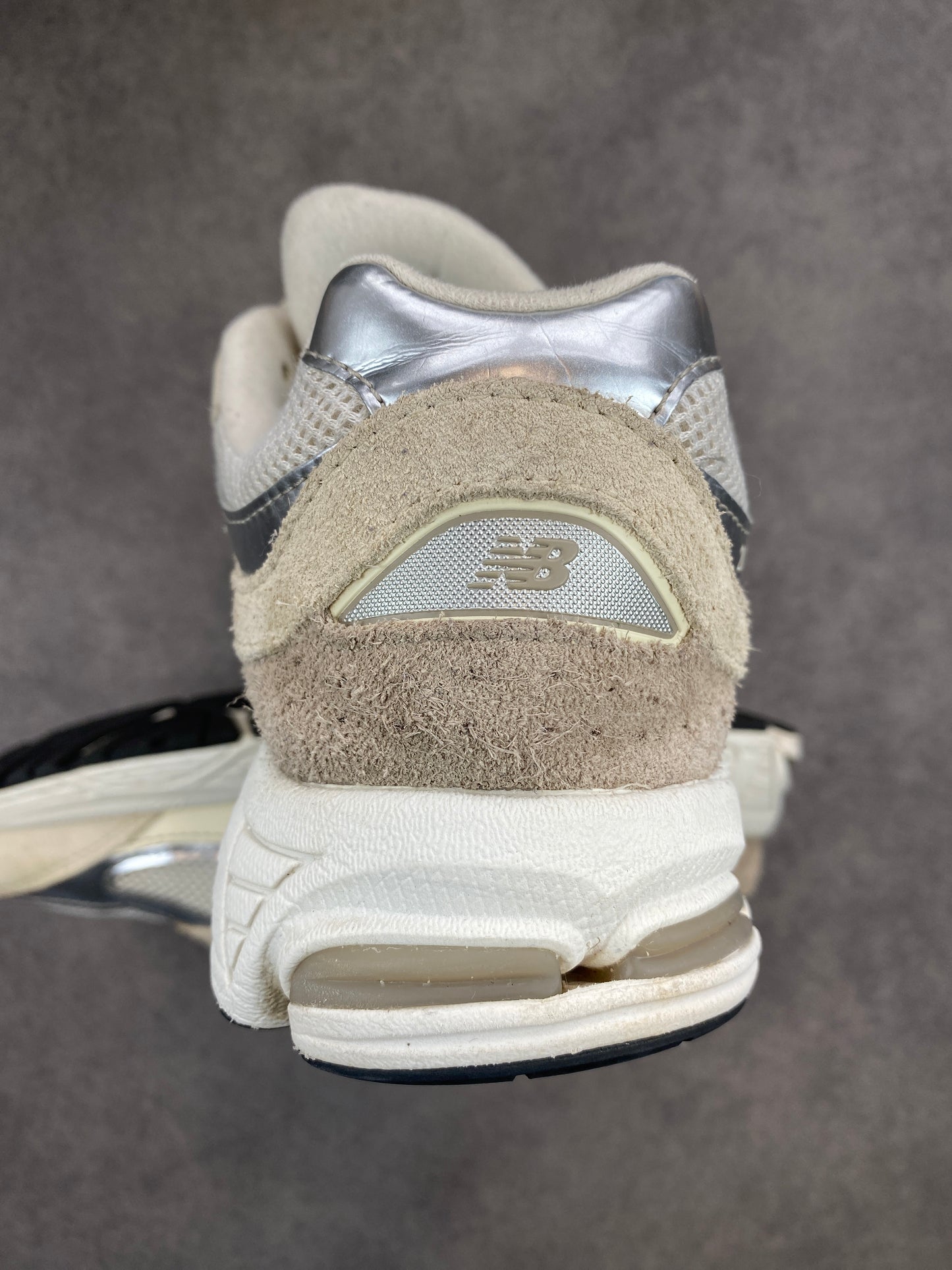 New Balance 2002R Beige Silver