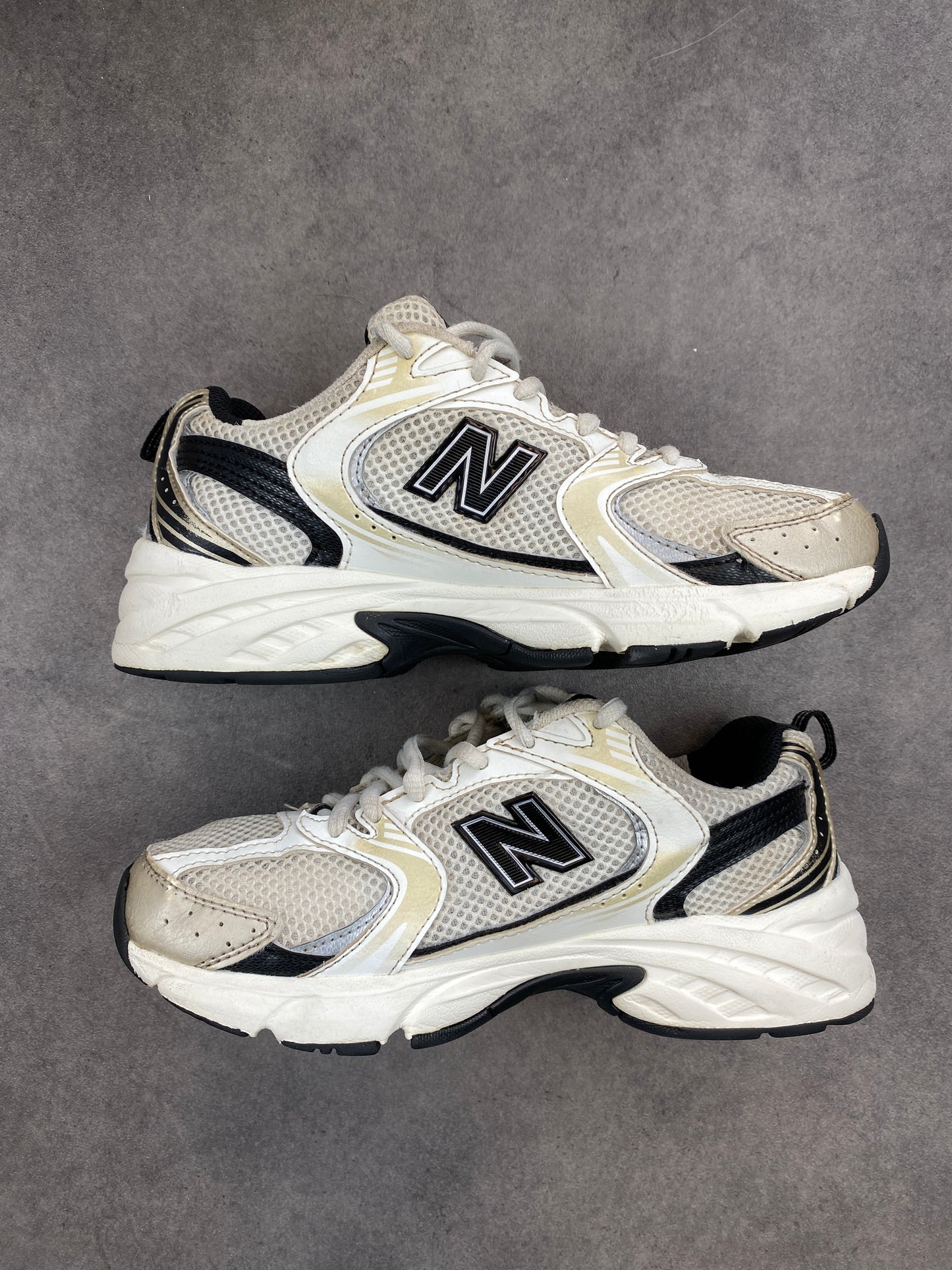 New Balance 530 White Light Gold Metallic