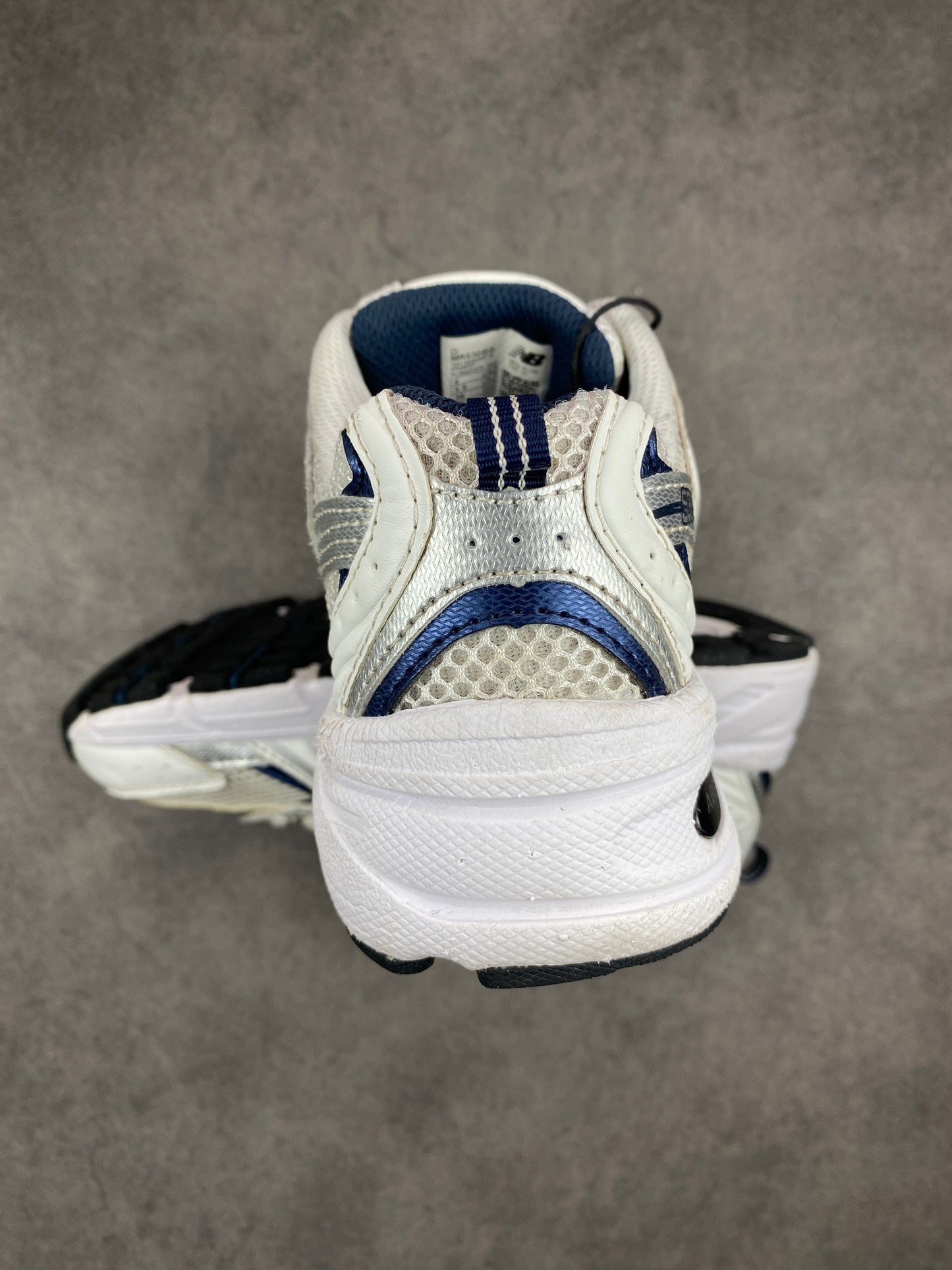 New Balance 530 White Silver Navy