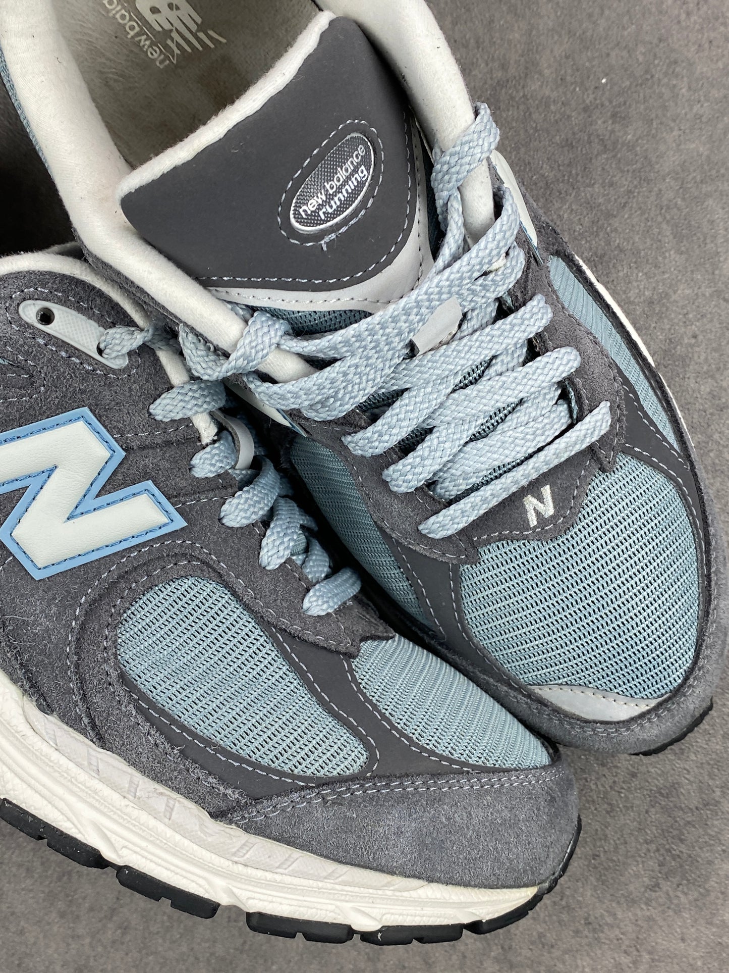 New Balance 2002R Magnent Lead
