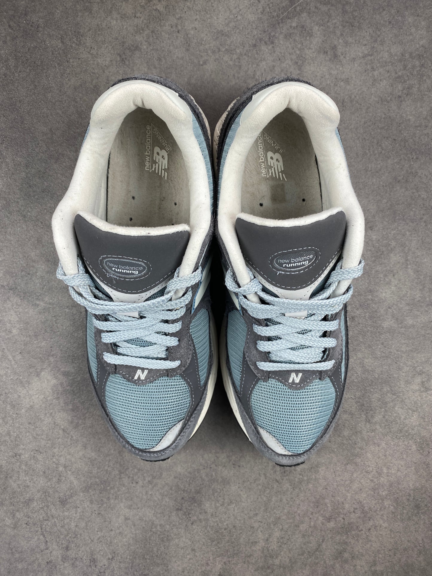 New Balance 2002R Magnent Lead