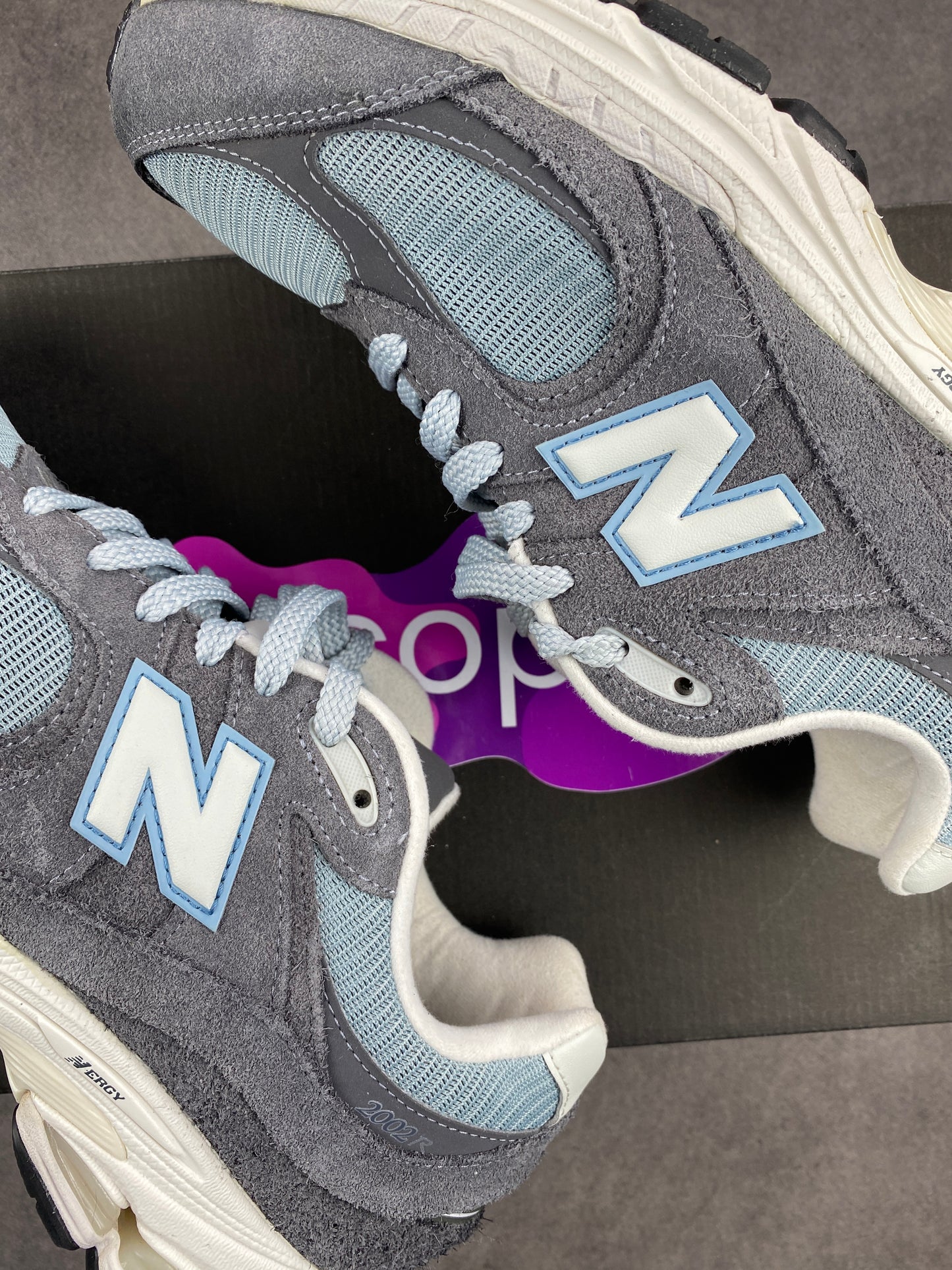 New Balance 2002R Magnent Lead