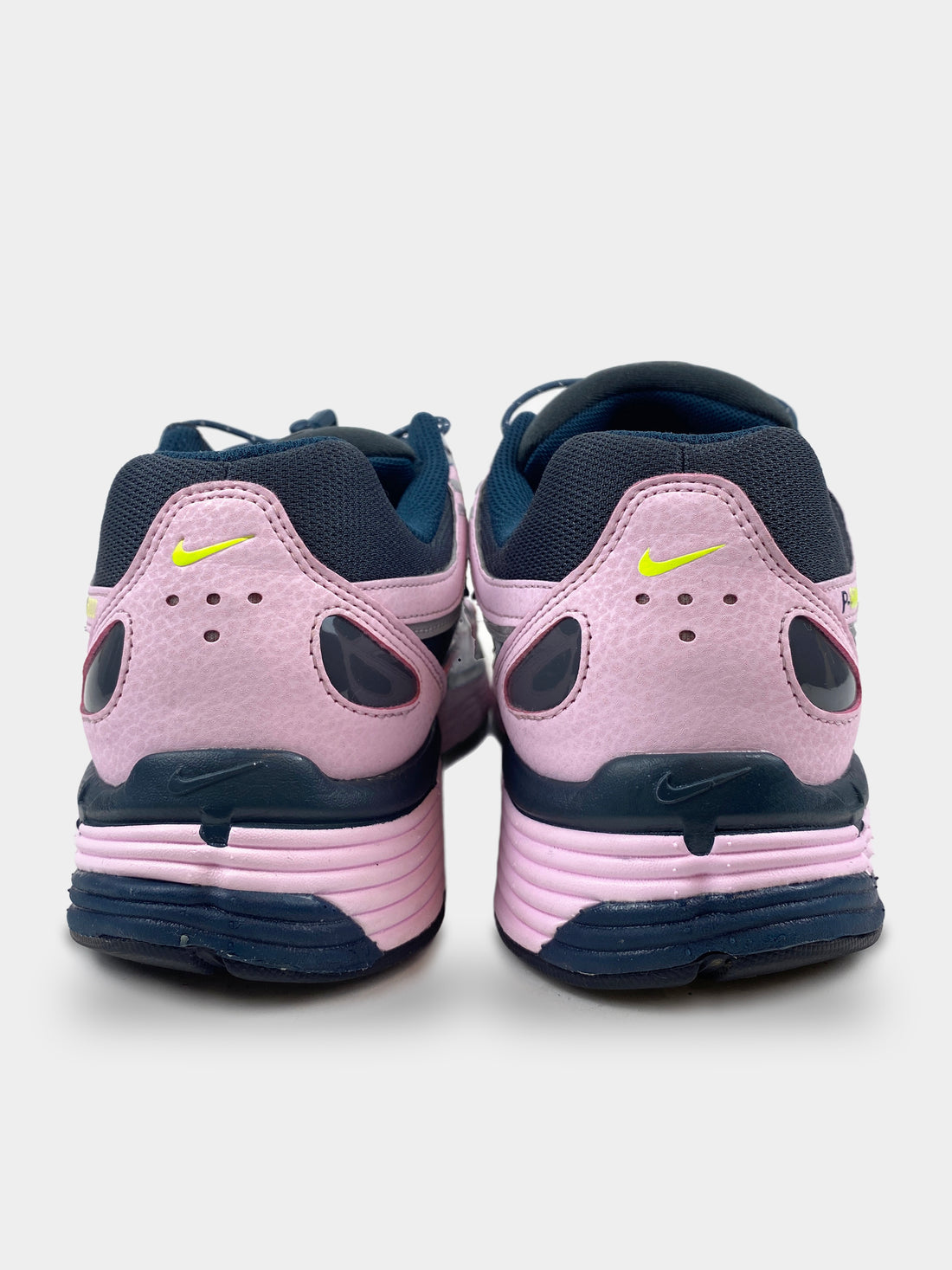 Nike P-6000Pink Foam Armory Navy