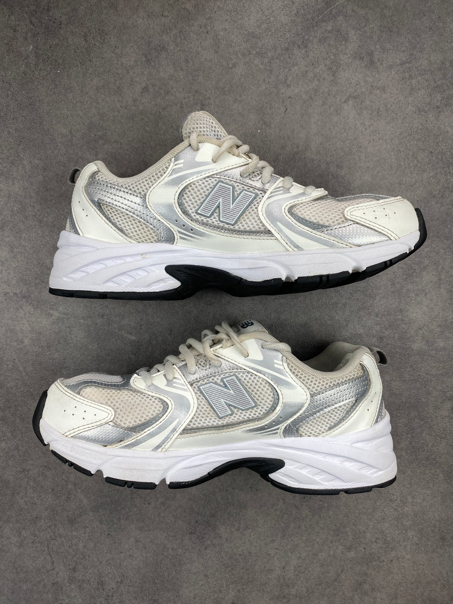 New Balance 530 White Silver