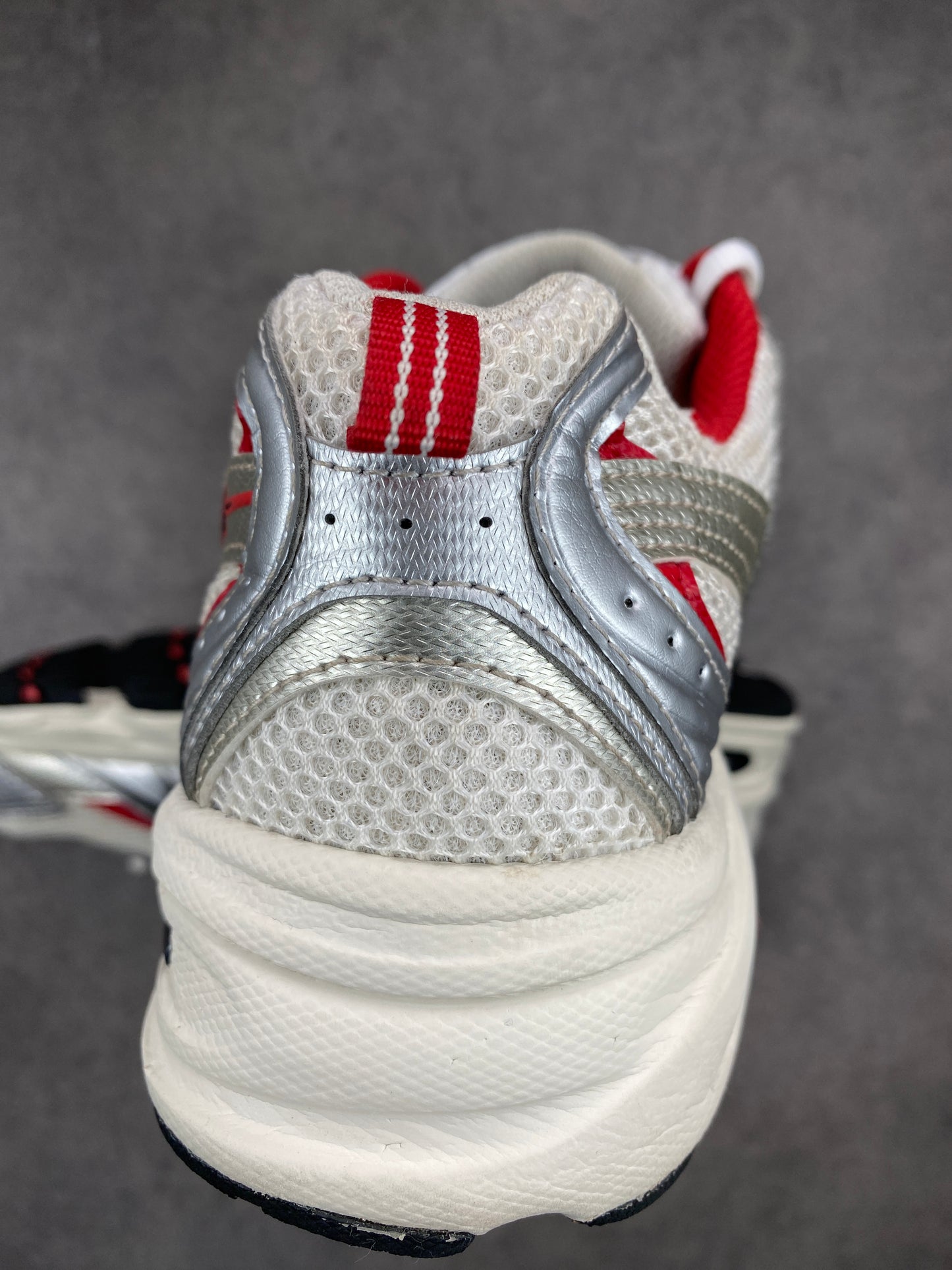 New Balance 530 Nimbus Cloud Team Red