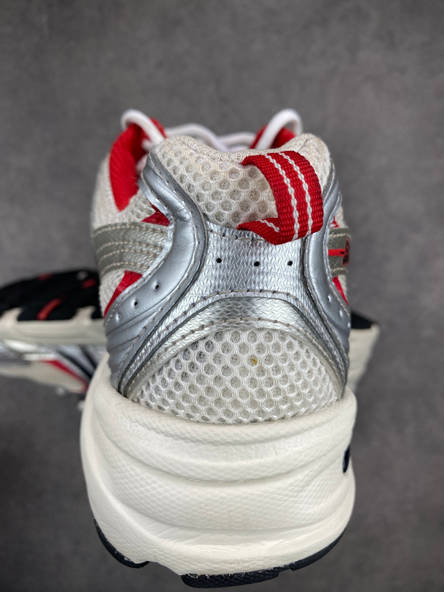 New Balance 530 Nimbus Cloud Team Red