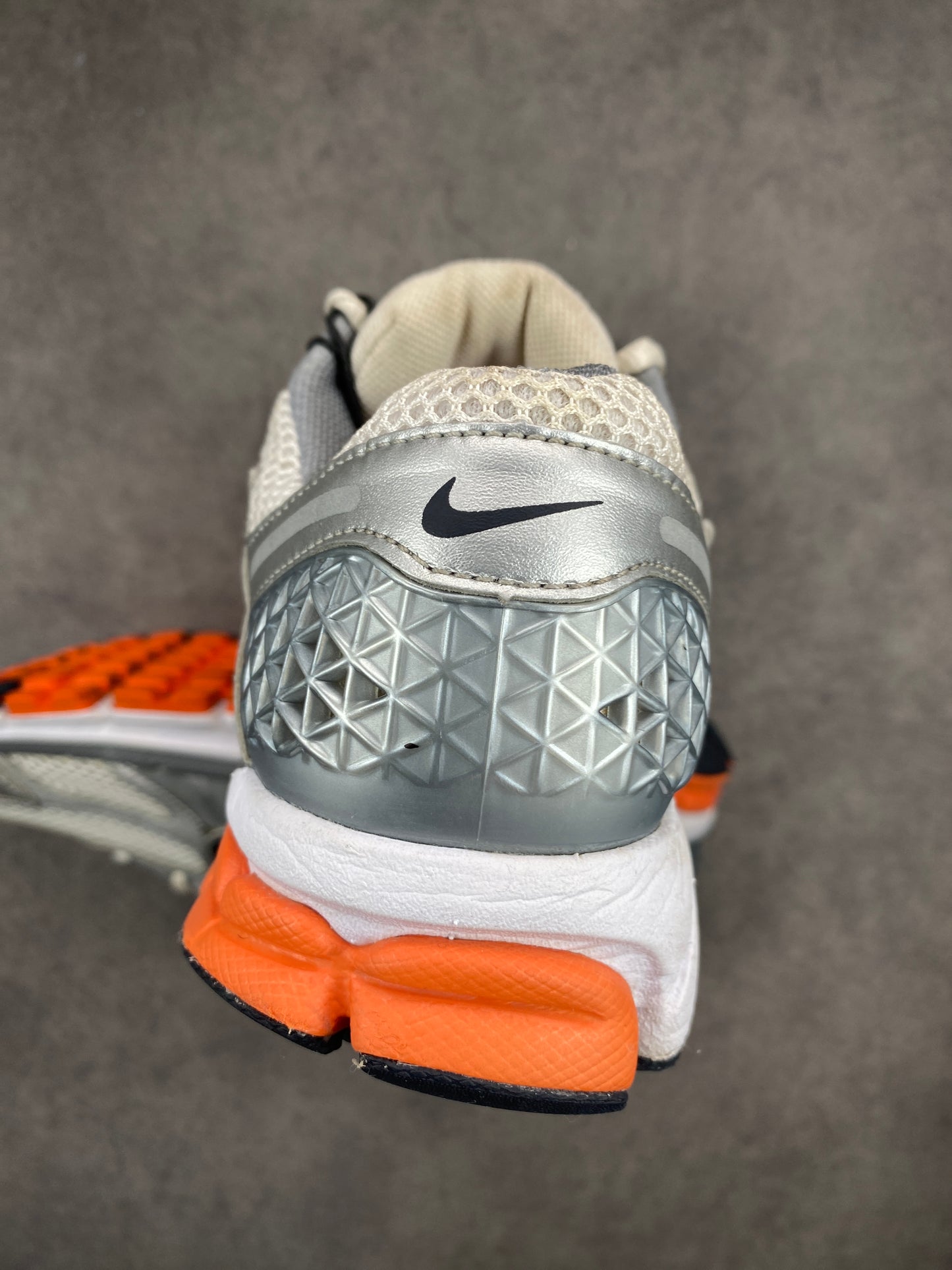 Nike Zoom Vomero 5 Platinum Tint Safety Orange