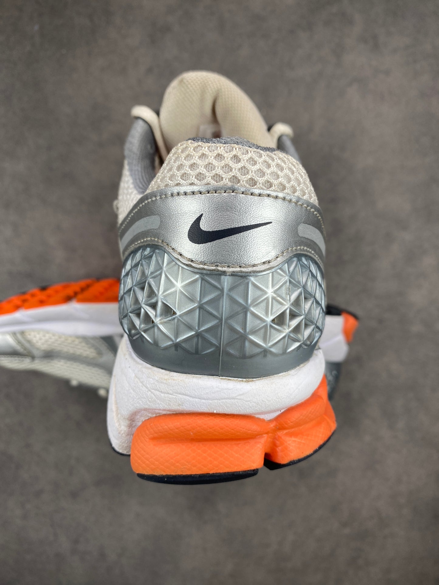 Nike Zoom Vomero 5 Platinum Tint Safety Orange