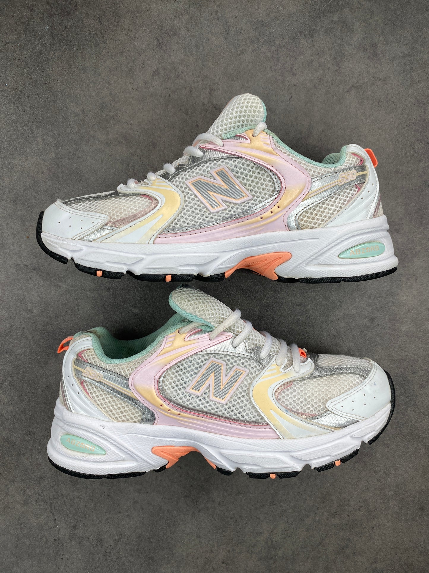 New Balance 530 Munsell White & Ginger Pink