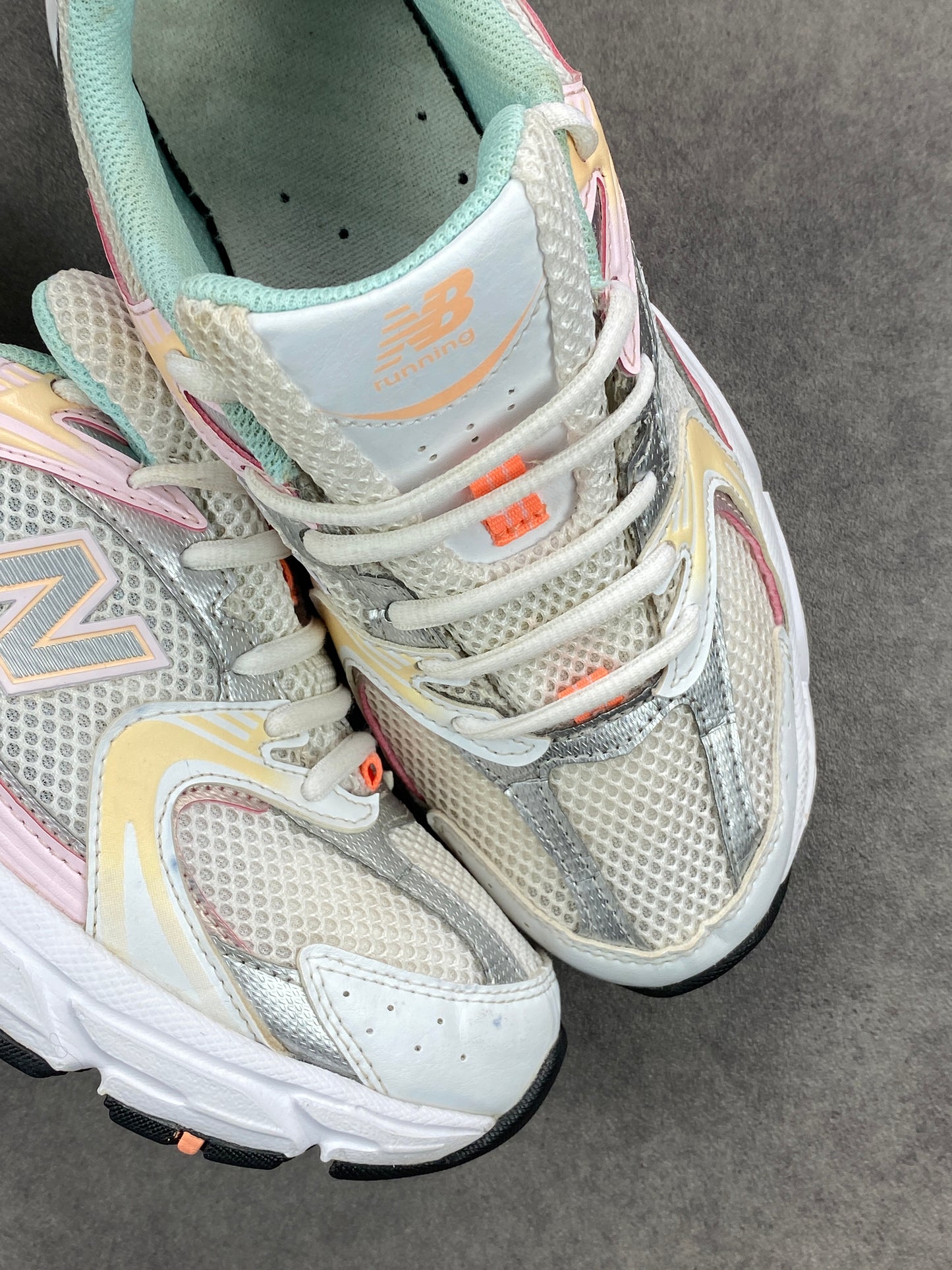 New Balance 530 Munsell White & Ginger Pink