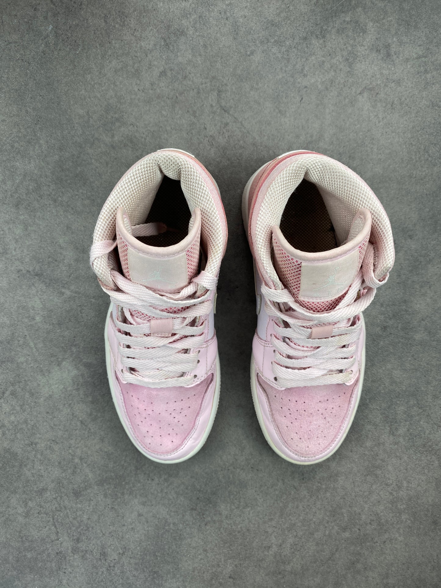 Jordan 1 Mid Digital Pink
