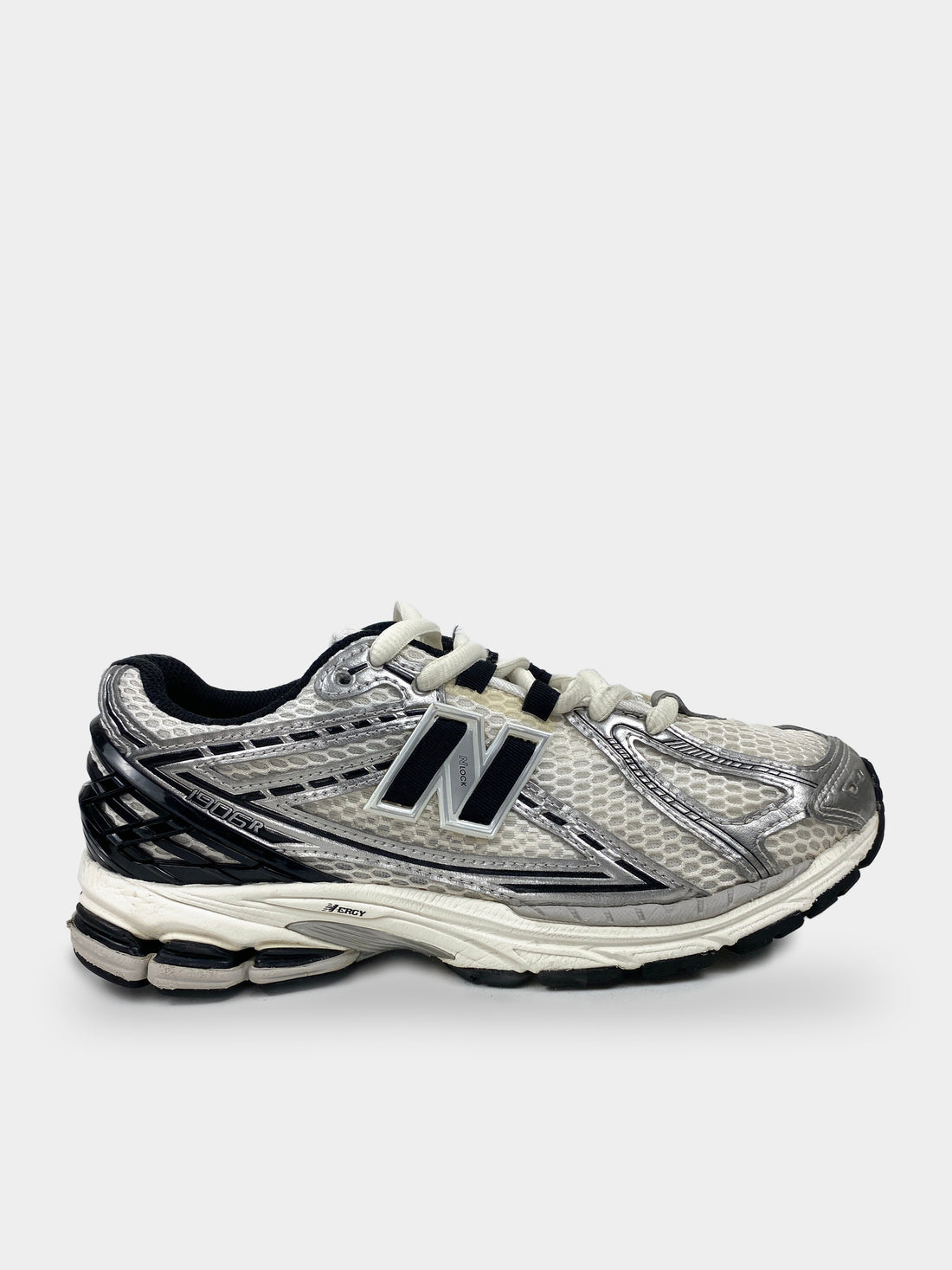 New Balance 1906R Silver Black