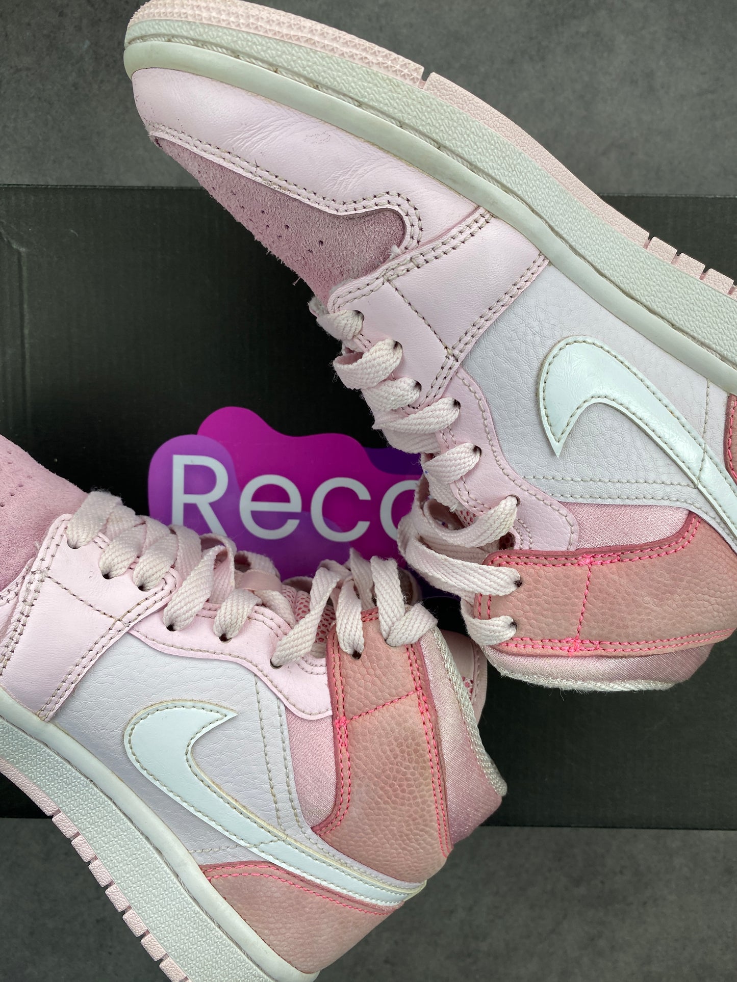 Jordan 1 Mid Digital Pink
