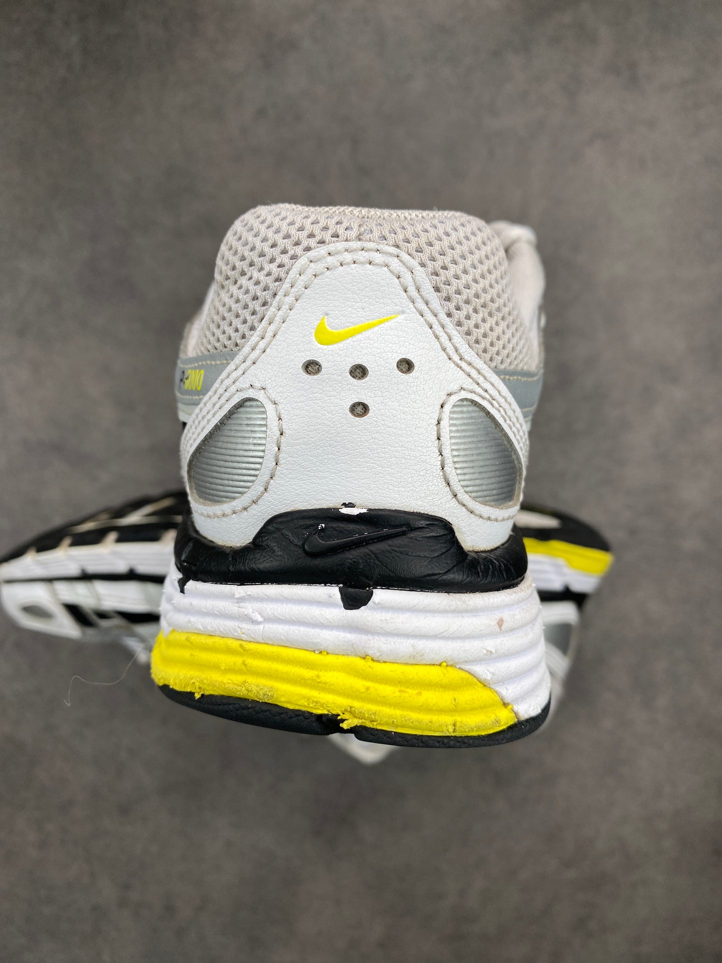 Nike P-6000 Metallic Platinum Opti Yellow