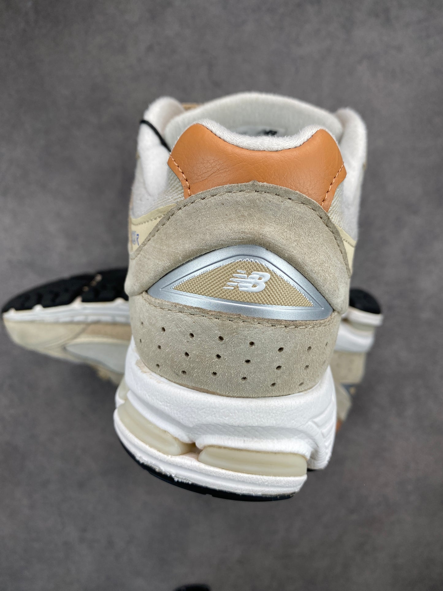 New Balance 2002R Incense Sepia Bone