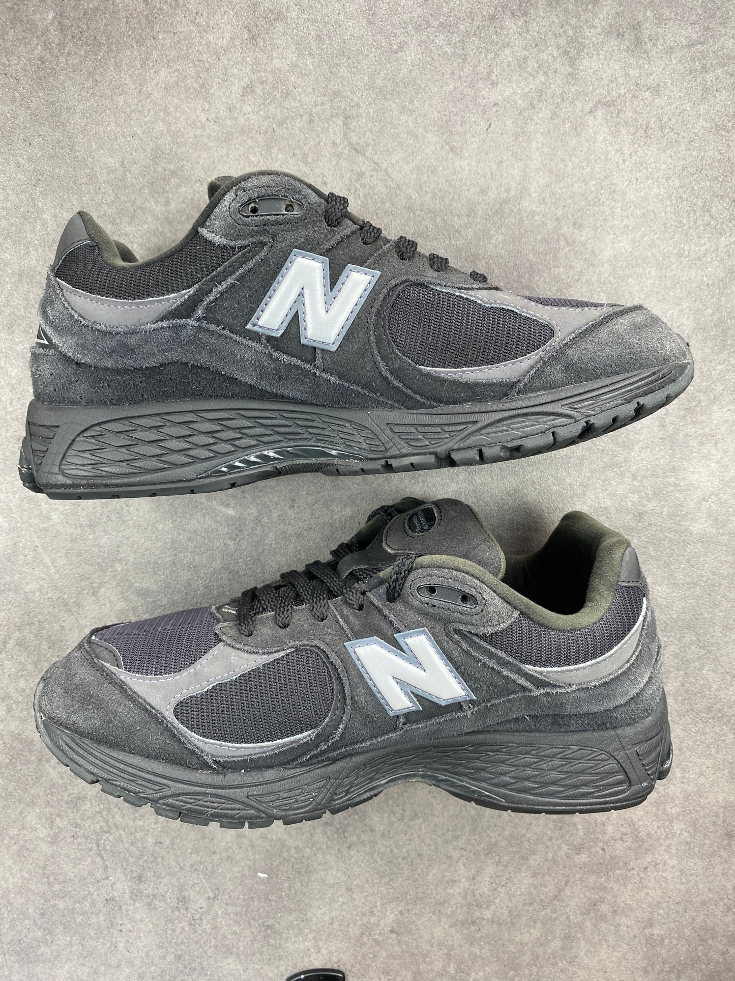 New Balance 2002R Black Silver
