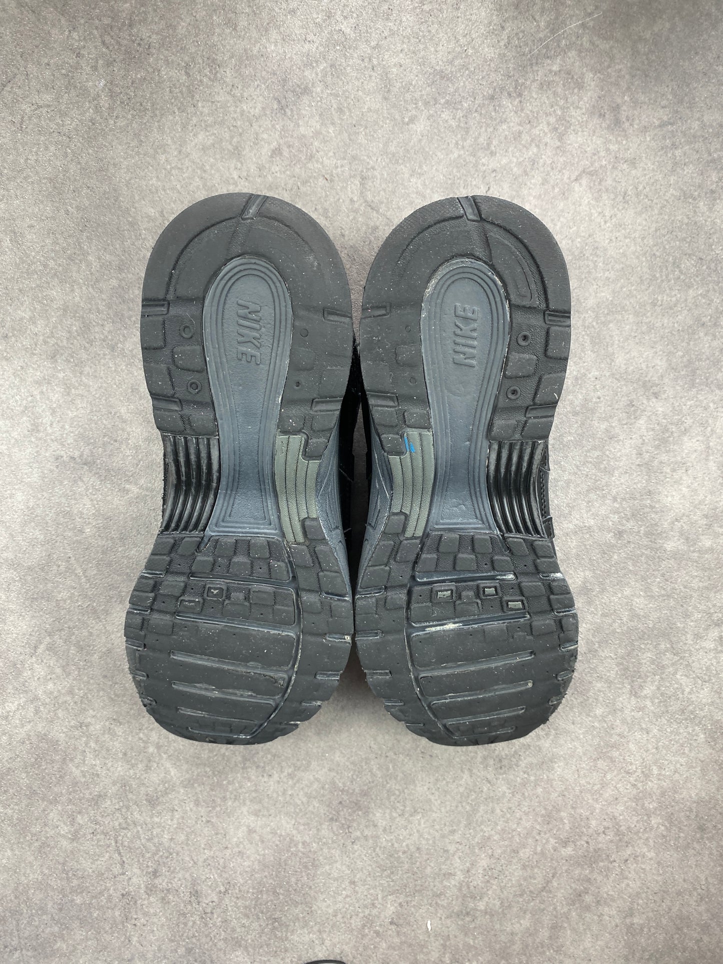 Nike P-6000 Premium Triple Black