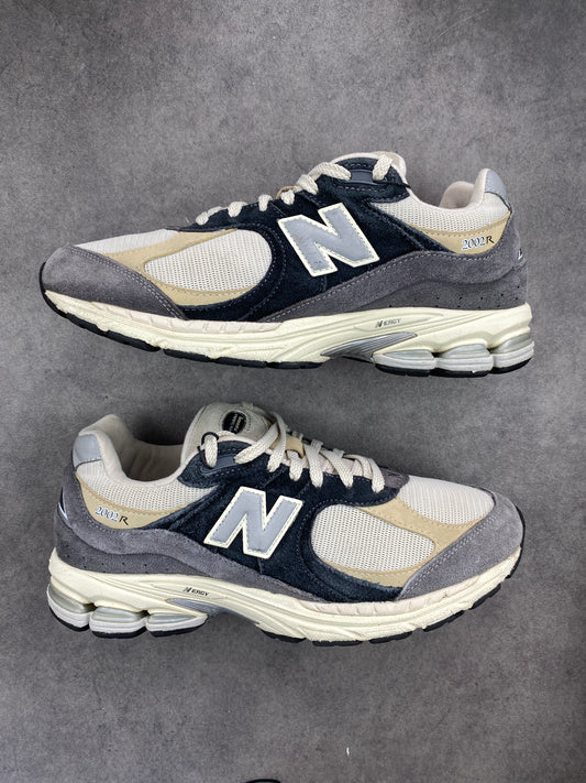 New Balance 2002R Magnet Sandstone
