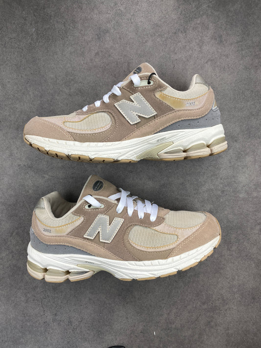 New Balance 2002R Timberwolf Mushroom