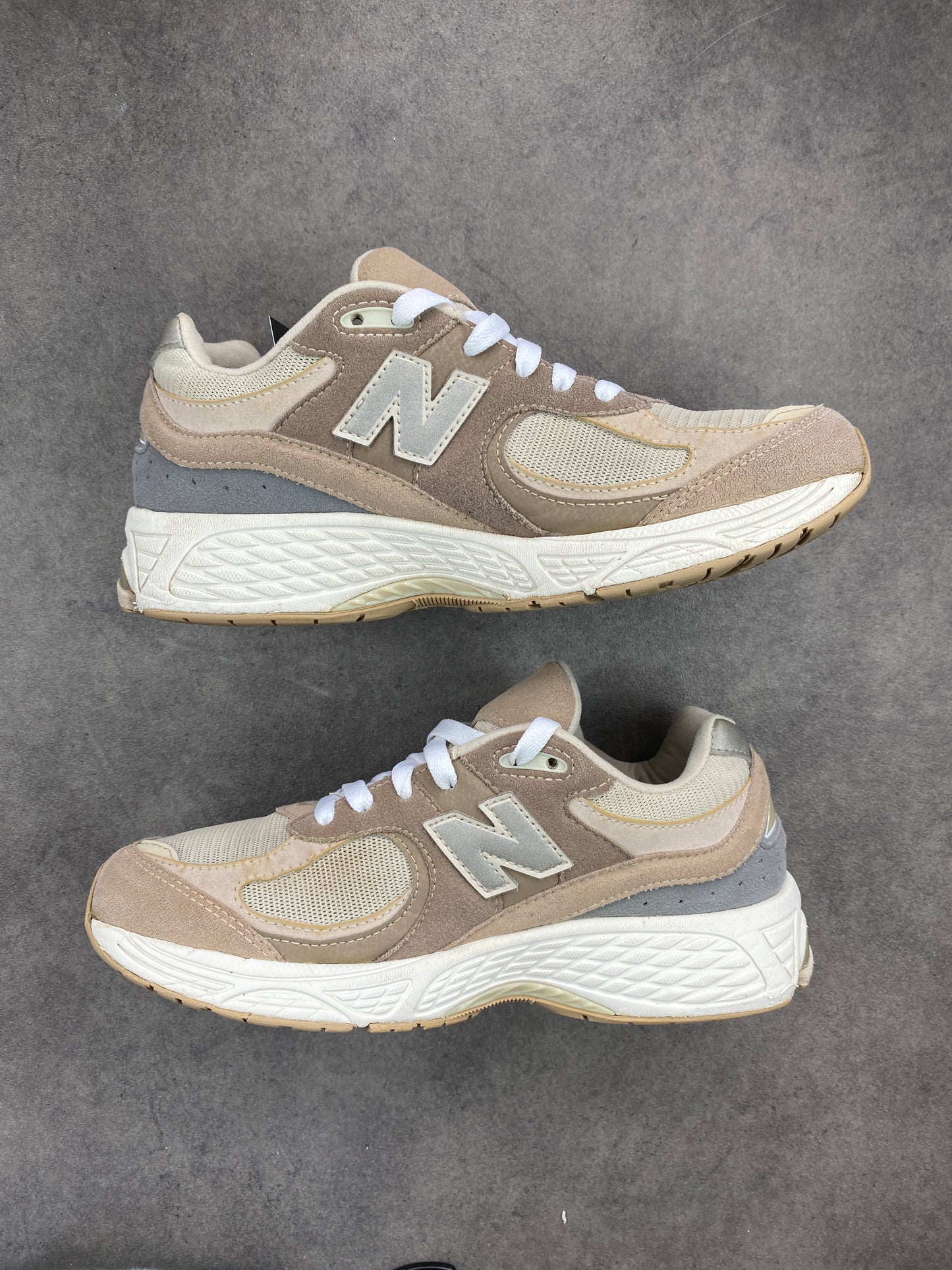 New Balance 2002R Timberwolf Mushroom