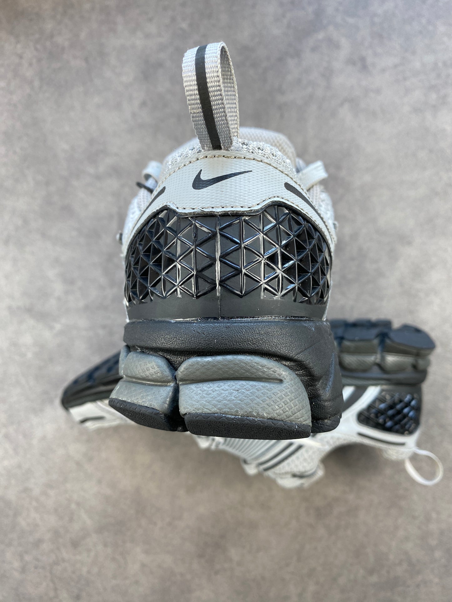 Nike Zoom Vomero 5 Wolf Grey Black