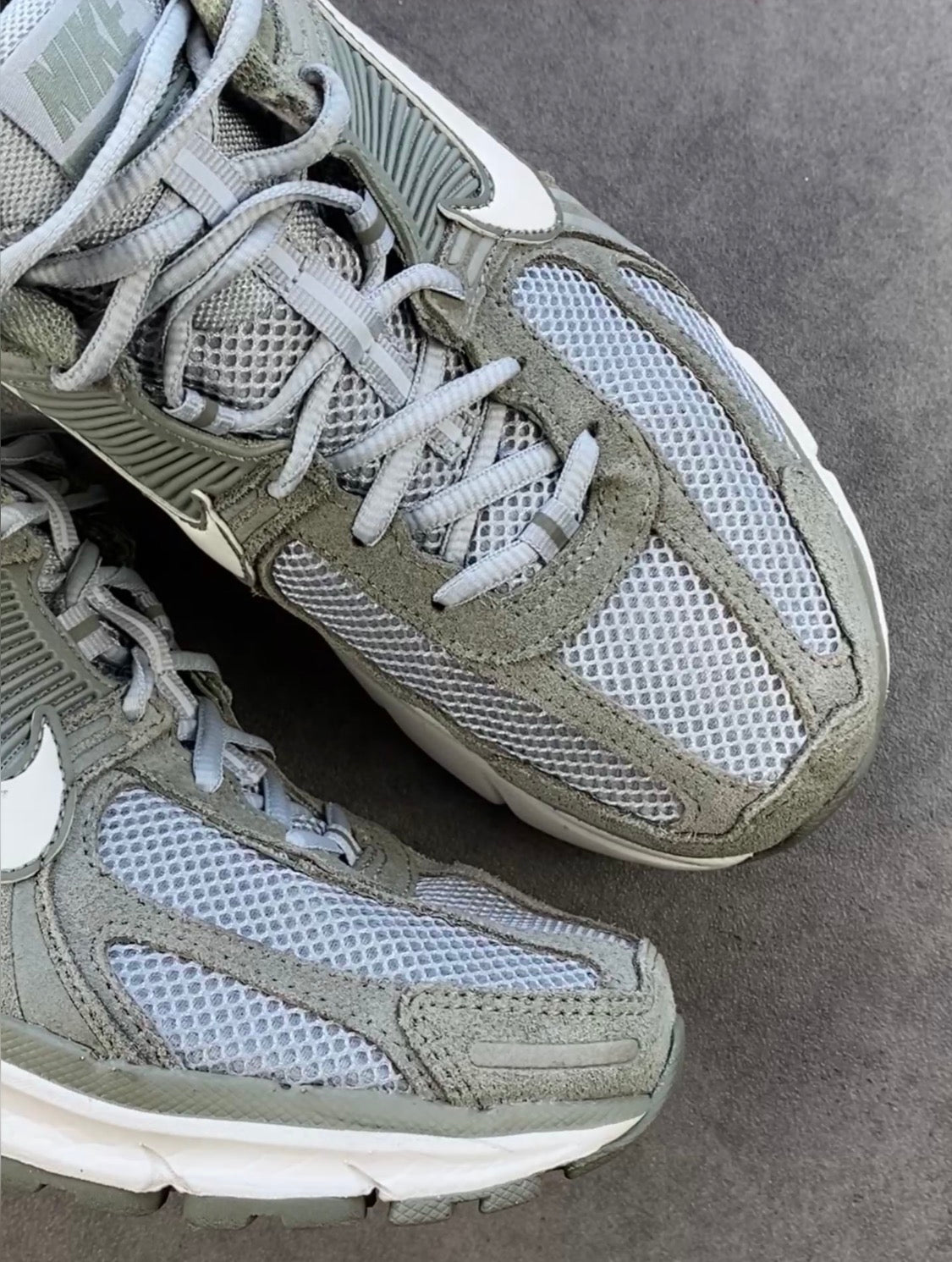 Nike Zoom Vomero 5 Dark Stucco