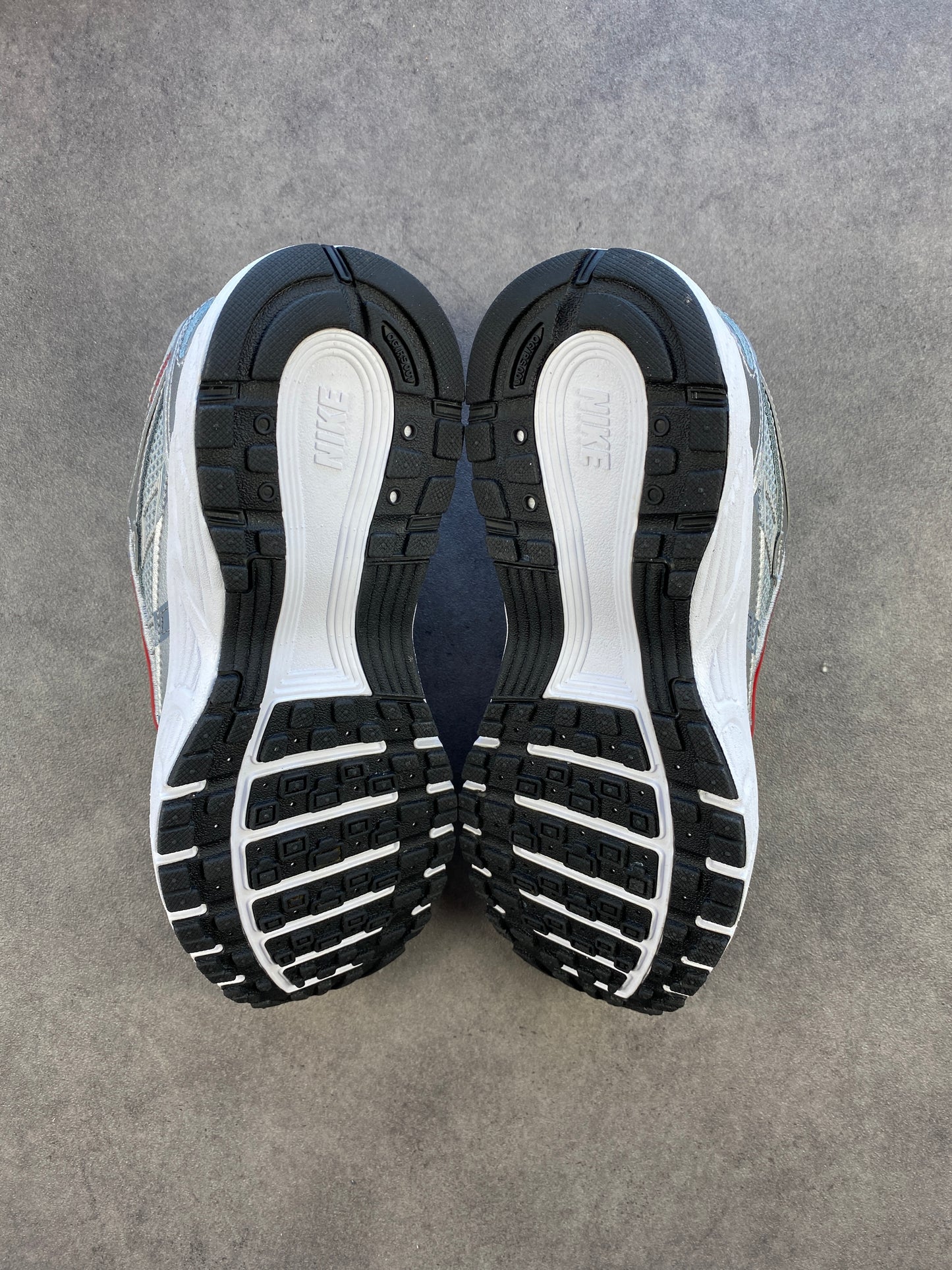 Nike P-6000 Metalic Silver Cool Red