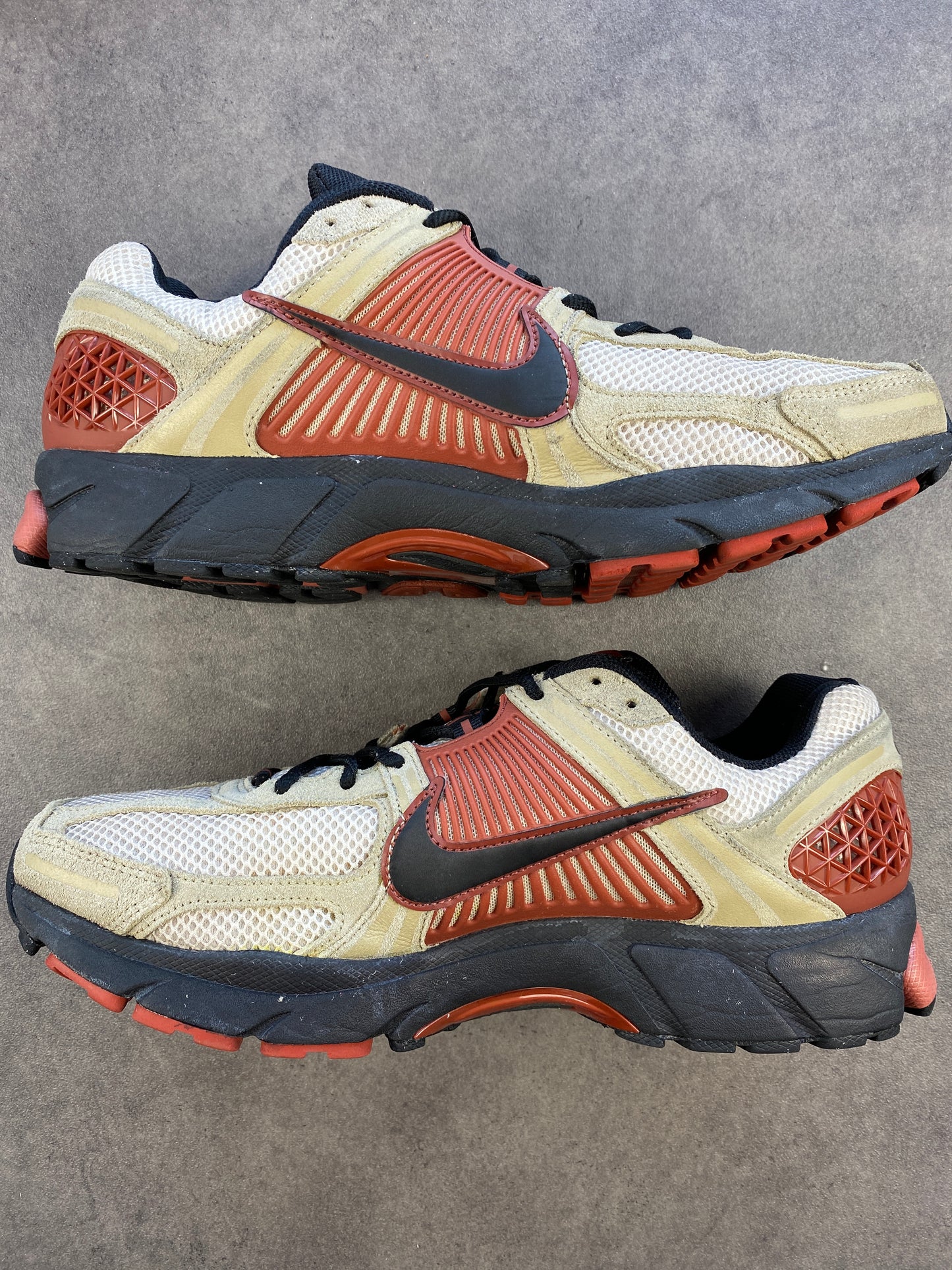 Nike Zoom Vomero 5 Desert Khaki