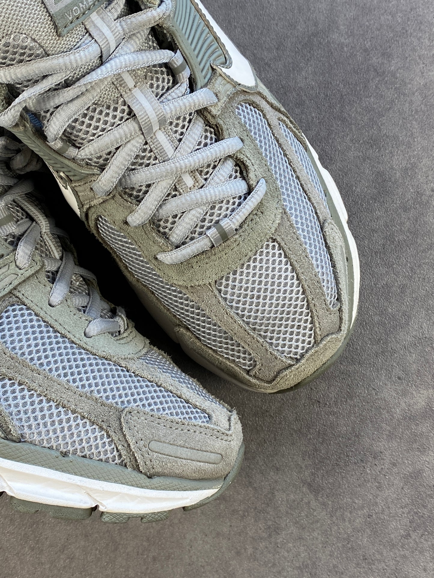 Nike Zoom Vomero 5 Dark Stucco
