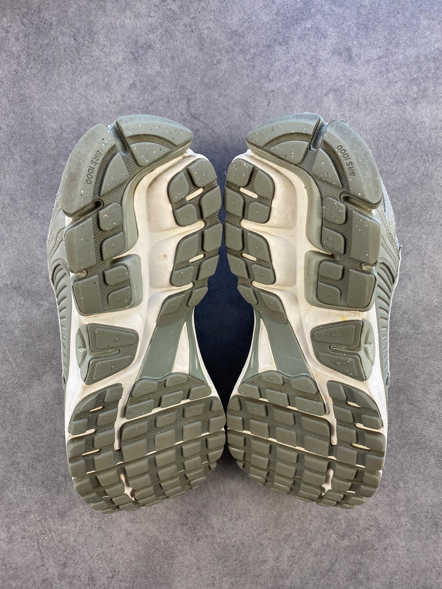 Nike Zoom Vomero 5 Dark Stucco