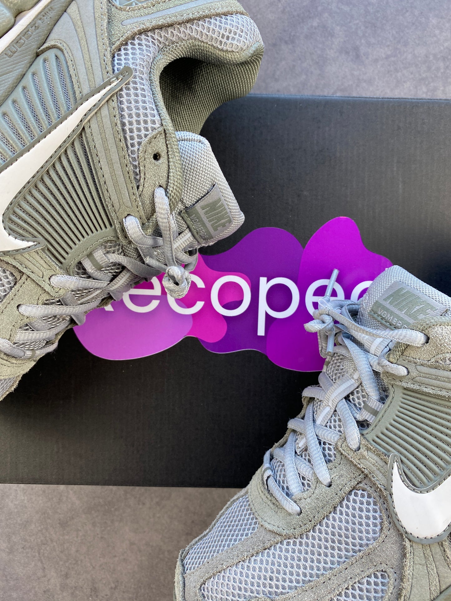 Nike Zoom Vomero 5 Dark Stucco