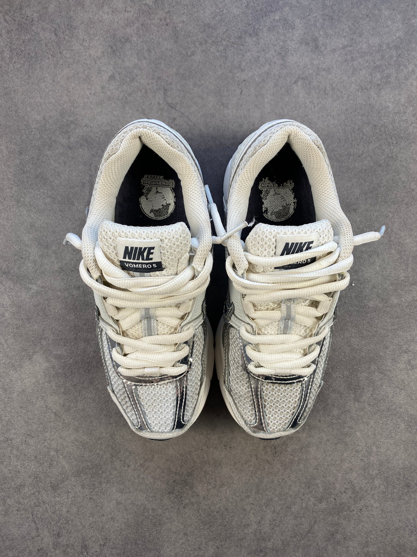 Nike Zoom Vomero 5 Photon Dust