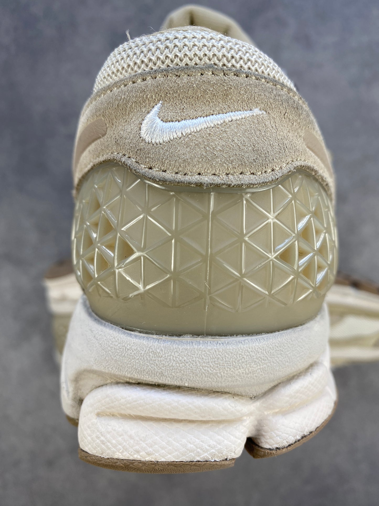 Nike Zoom Vomero 5 Khaki