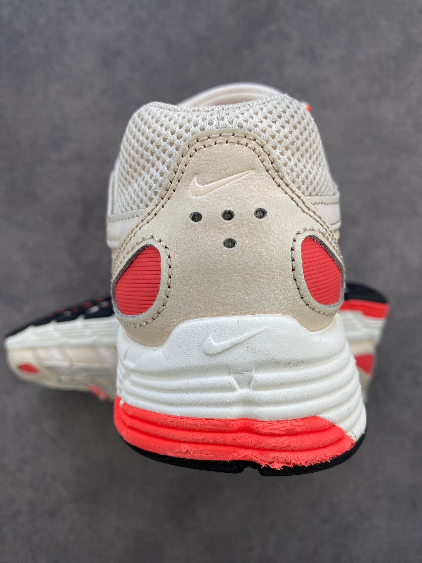 Nike P-6000 Bright Crimson / soft Pearl